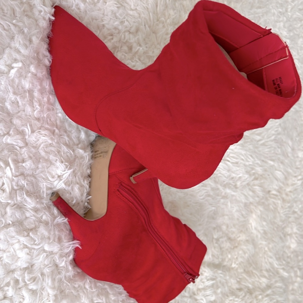 GORGEOUS 3” heel red booties.